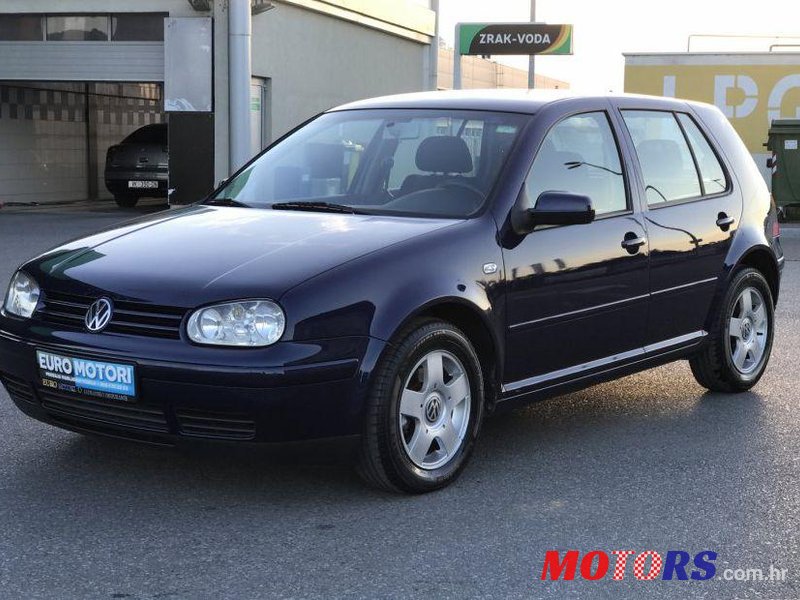 2002' Volkswagen Golf IV 1,9 Tdi photo #1