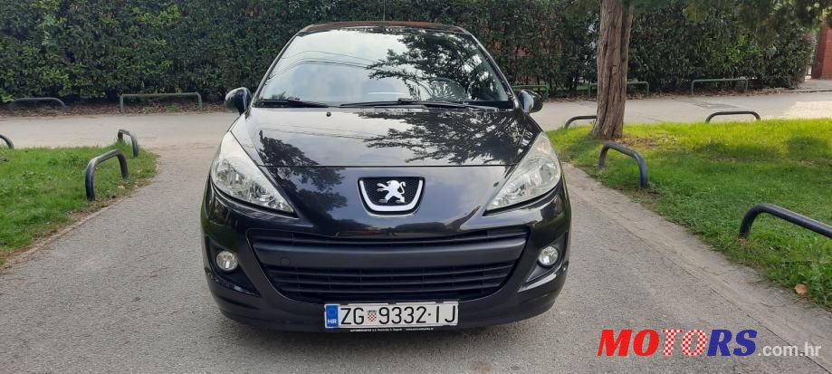 2011' Peugeot 207 photo #2