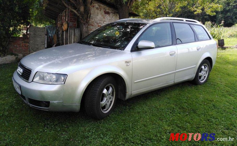 2005' Audi A4 Avant photo #4