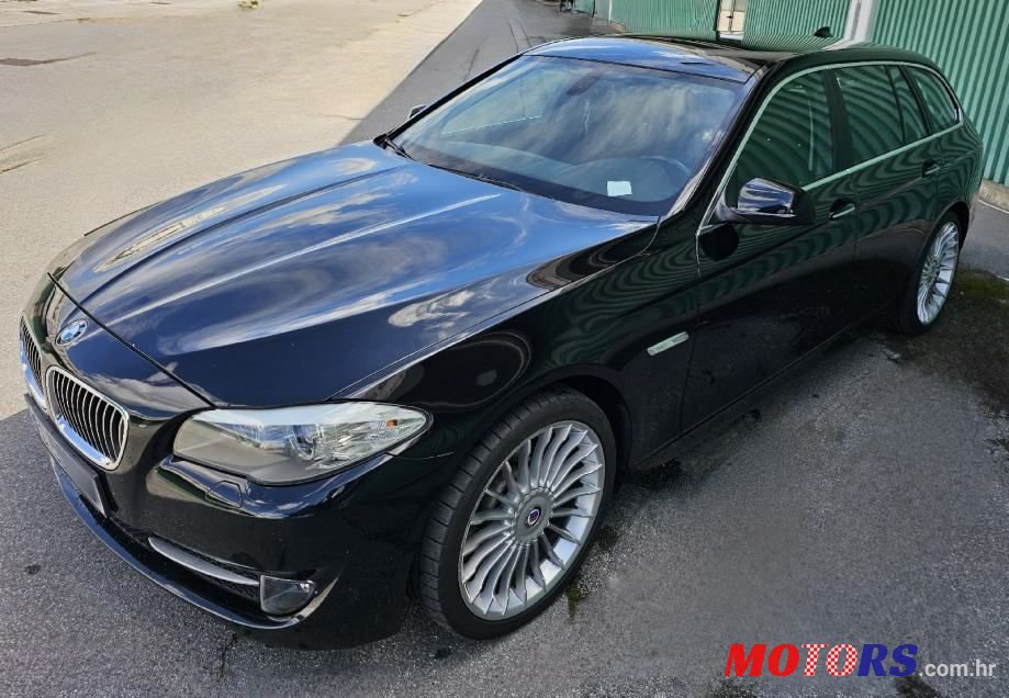 2011' BMW Serija 5 Touring 520D photo #3