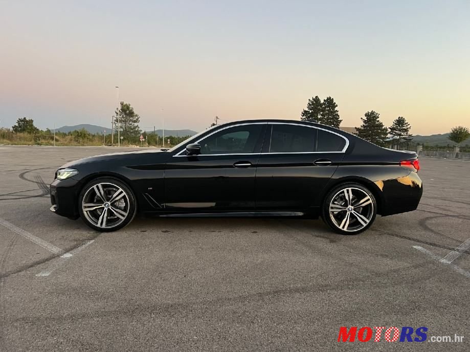 2019' BMW Serija 5 520D photo #4