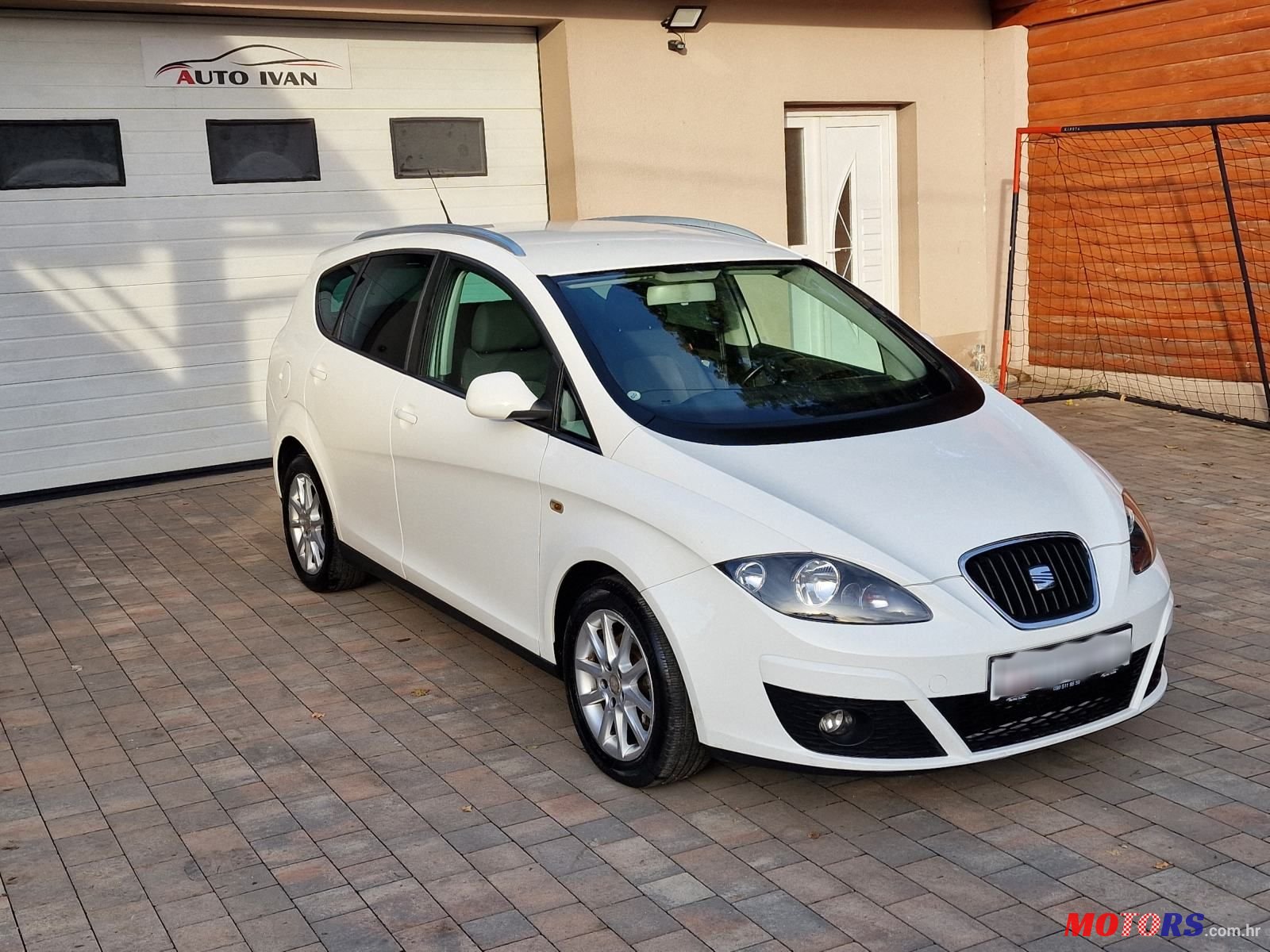 2010' SEAT Altea 1,6 Tdi Sport photo #6