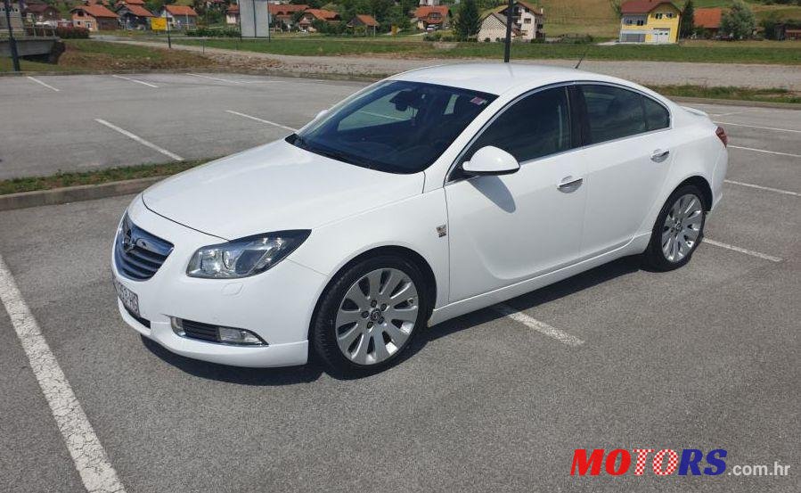 2010' Opel Insignia 2,0 Cdti photo #1