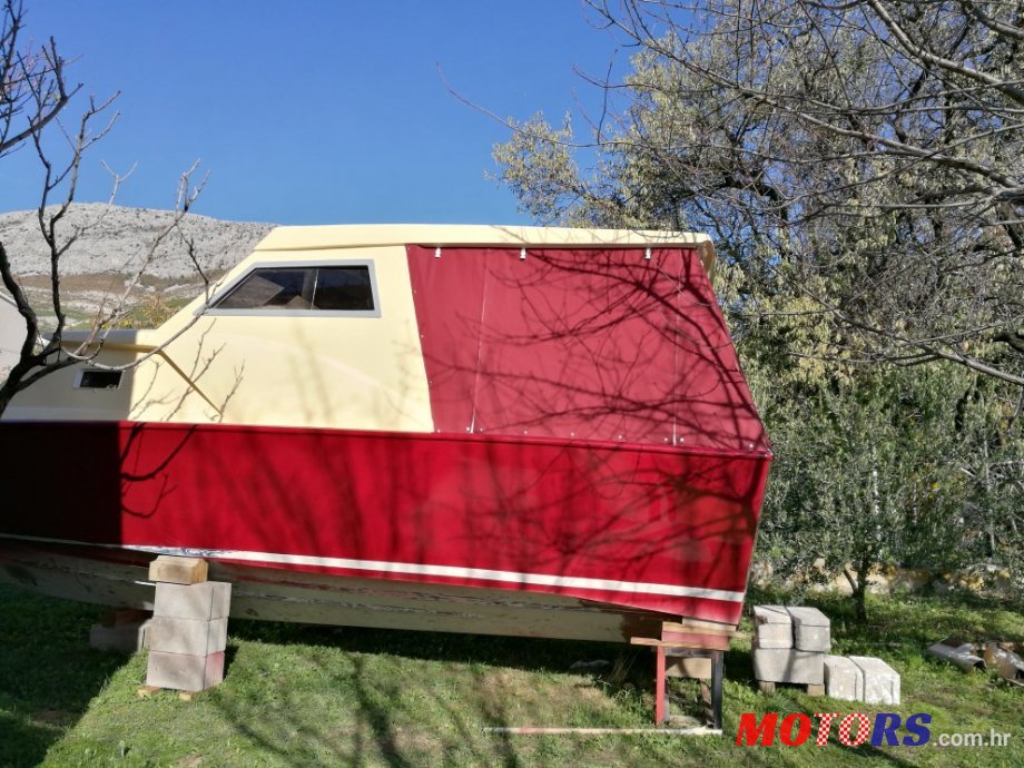1976' Chris Craft Explorer photo #2