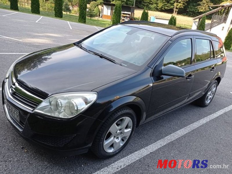 2007' Opel Astra Karavan photo #1