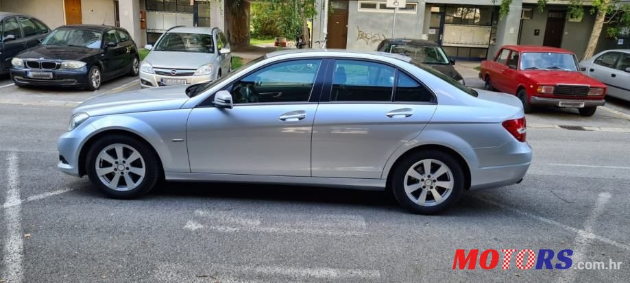 2011' Mercedes-Benz C-Klasa 200 Cdi photo #2