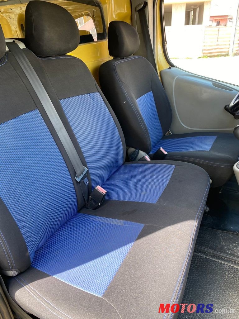 2006' Renault 19 photo #6