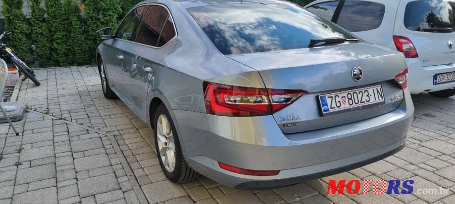 2017' Skoda Superb photo #2