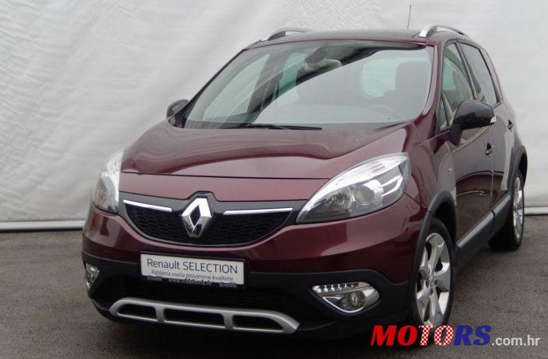 2013' Renault Scenic photo #1