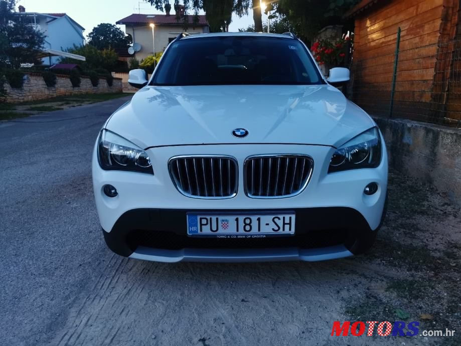 2010' BMW X1 Sdrive18D photo #1