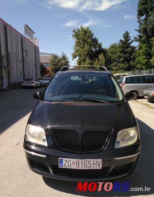 2009' Lancia Phedra 2,0 Jtd 16V photo #1