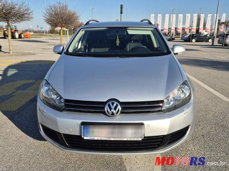 2011' Volkswagen Golf VI Variant photo #5