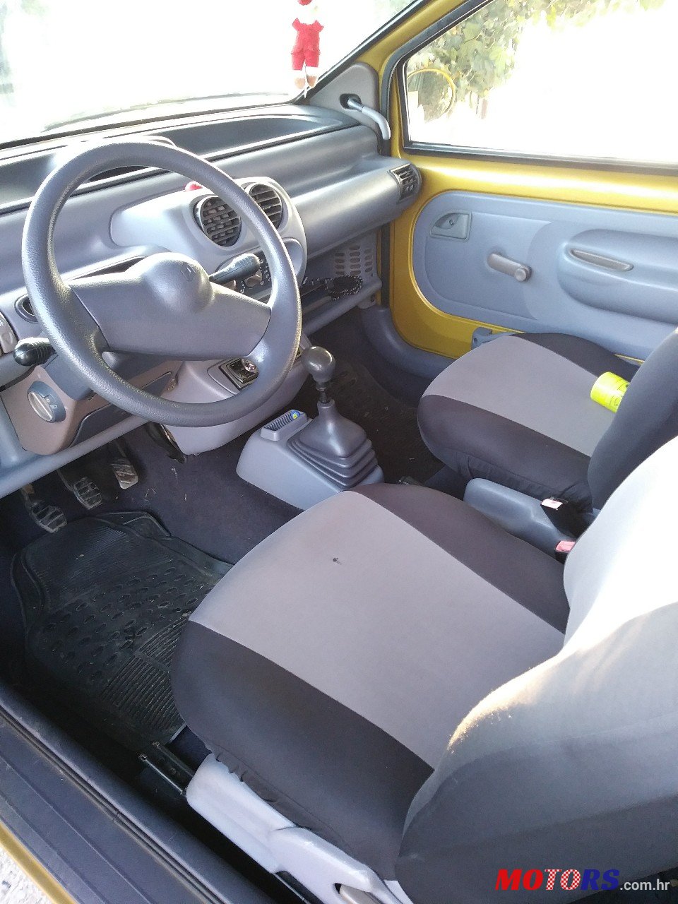 1997' Renault Twingo Base photo #4