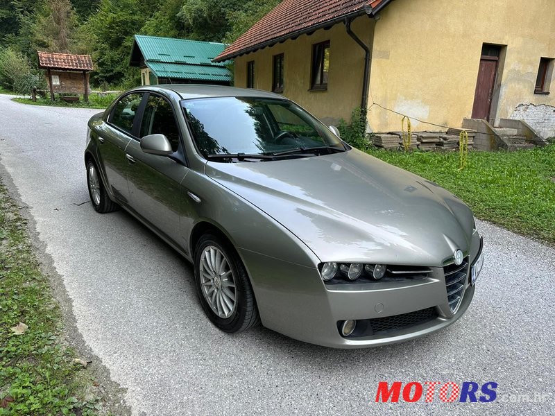 2009' Alfa Romeo 159 1,9 Jtdm photo #2