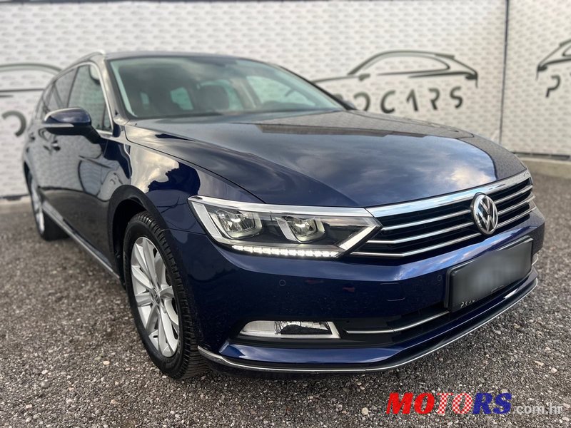 2018' Volkswagen Passat Variant photo #3