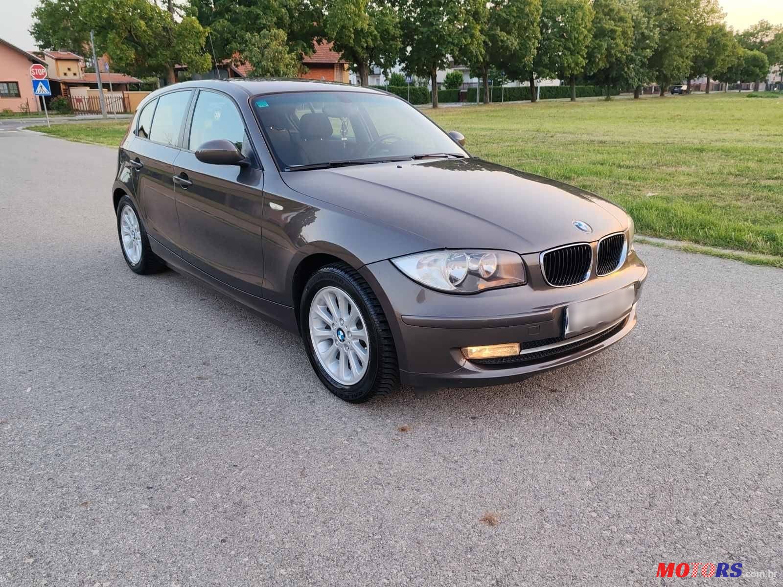 2009' BMW Serija 1 116D photo #2