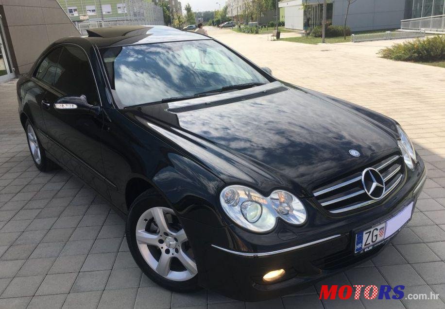 2008' Mercedes-Benz CLK 220 Cdi photo #1