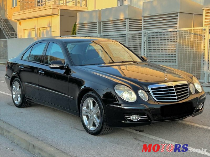 2006' Mercedes-Benz E-Klasa photo #3