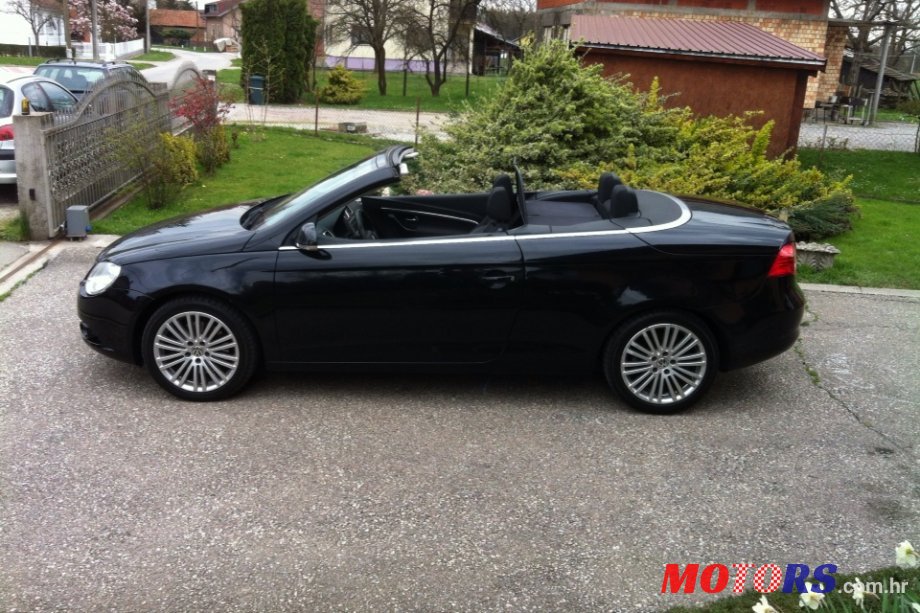 2007' Volkswagen Eos photo #1