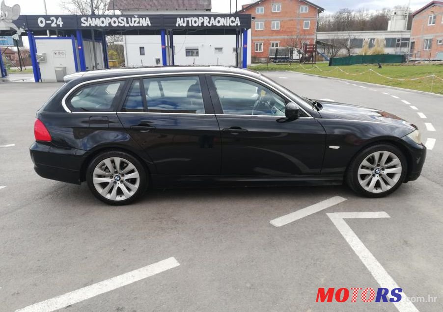 2010' BMW Serija 3 Touring 316D photo #2