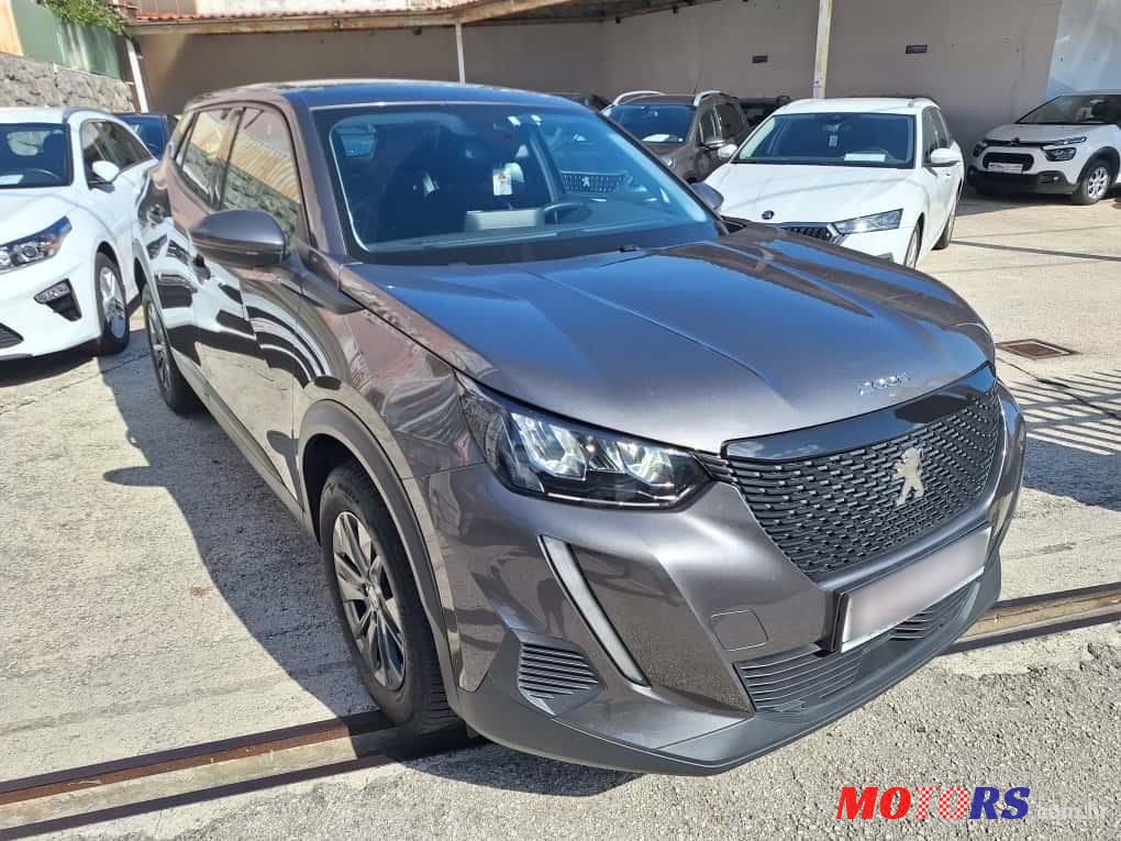 2022' Peugeot 2008 1,5 photo #2