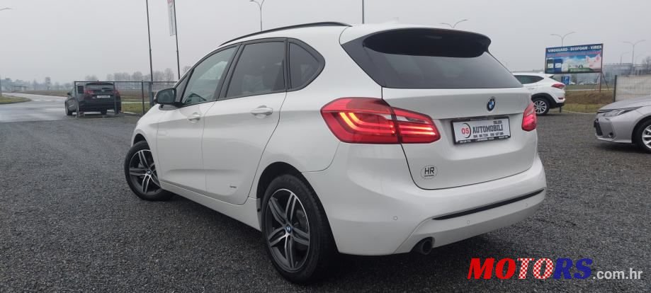 2015' BMW Serija 2 218D photo #4