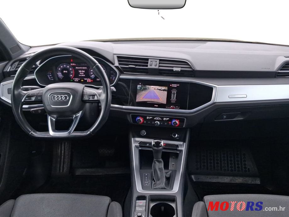 2019' Audi Q3 photo #7