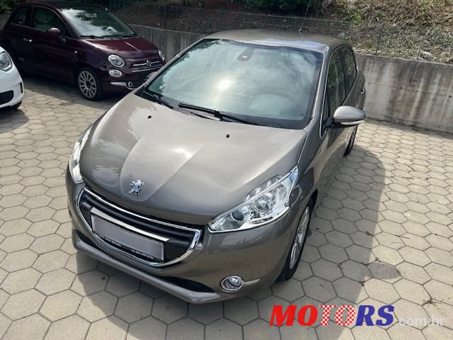 2015' Peugeot 208 1,6 E-Hdi photo #5