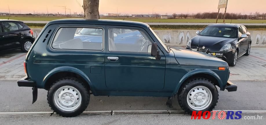 2002' Lada Niva 1700 photo #5