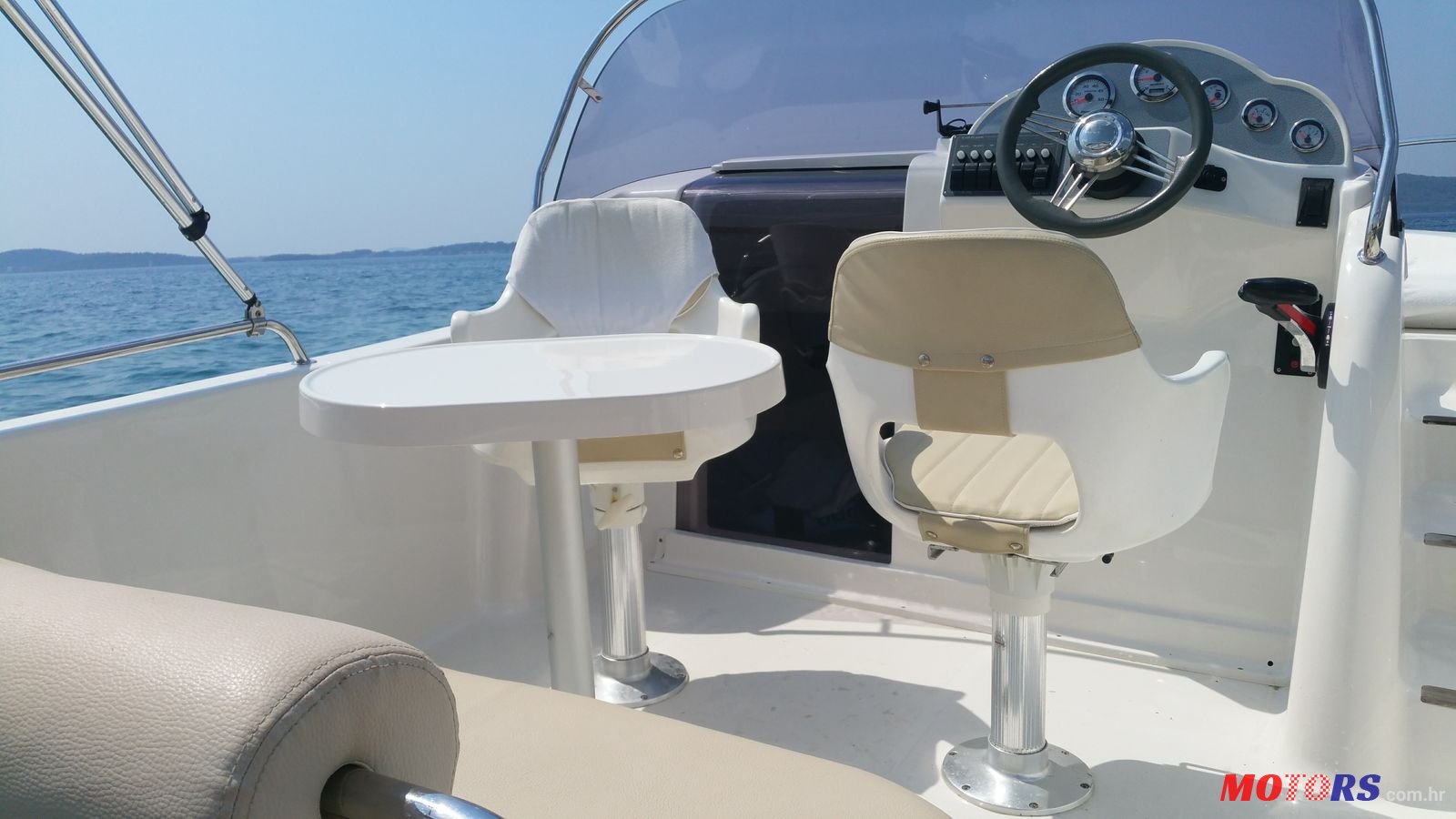 2011' Atlantic Marine Suncruiser 570 photo #3