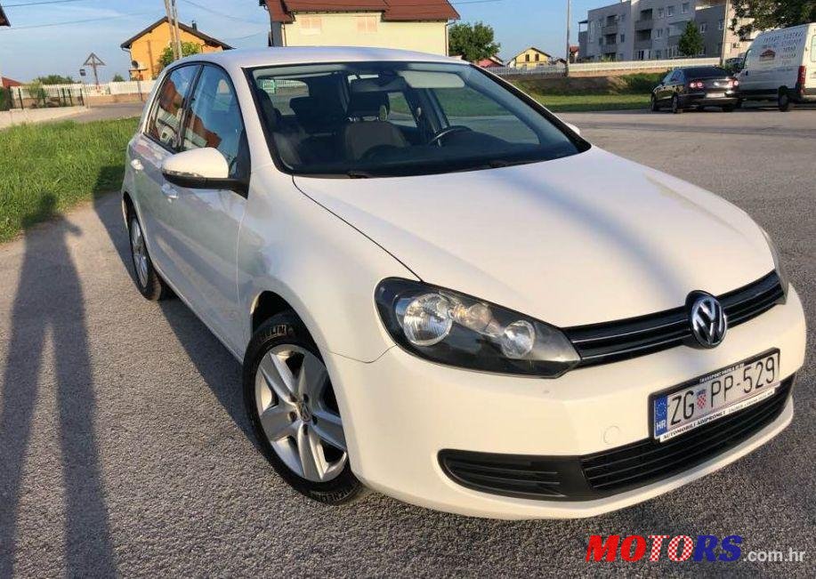 2010' Volkswagen Golf VI photo #3