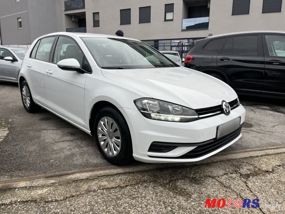 2017' Volkswagen Golf 7 1,6 Tdi photo #1