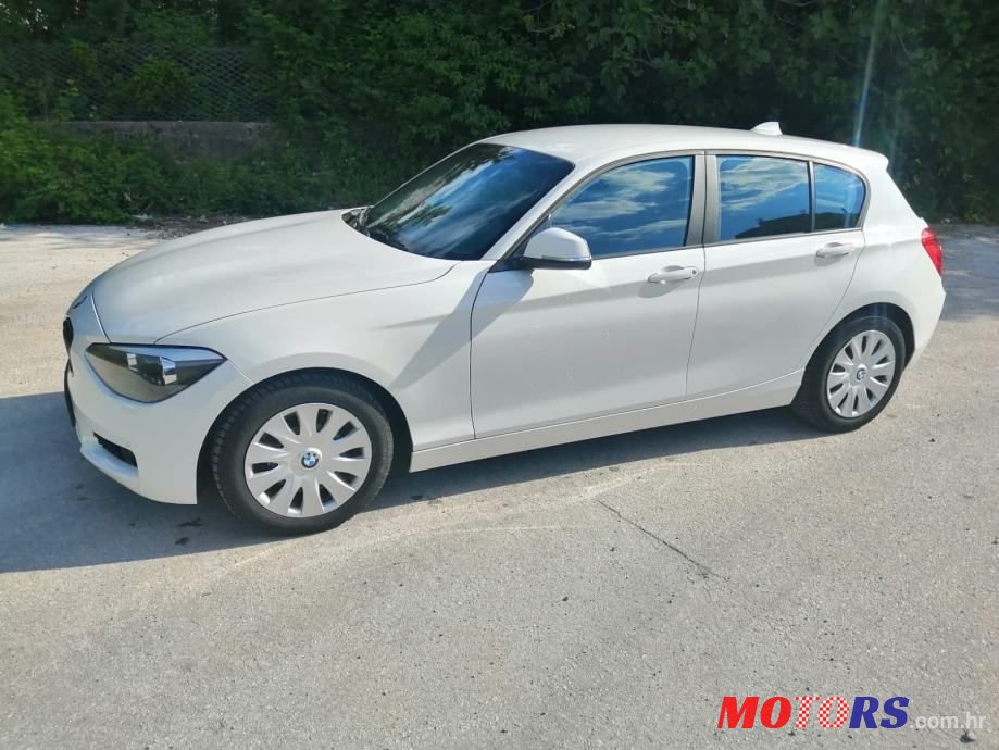 2012' BMW Serija 1 118D photo #2