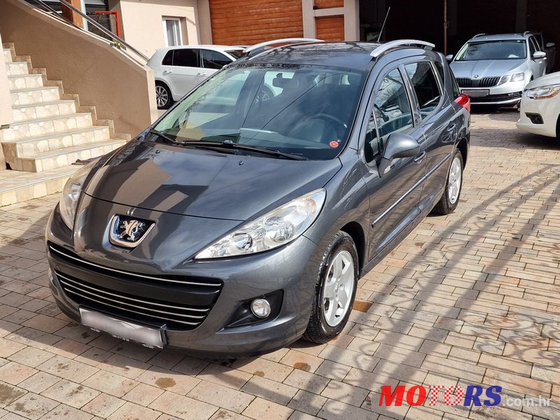 2010' Peugeot 207 Sw photo #1