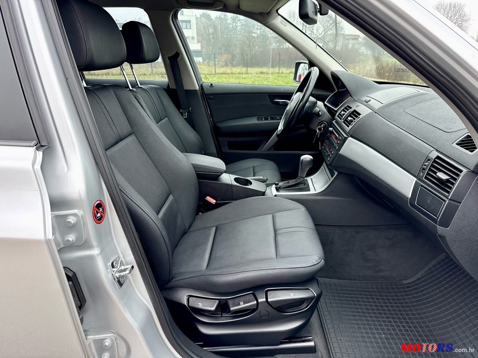 2009' BMW X3 Xdrive20D photo #5