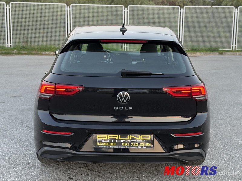 2020' Volkswagen Golf VIII 2,0 Tdi photo #5