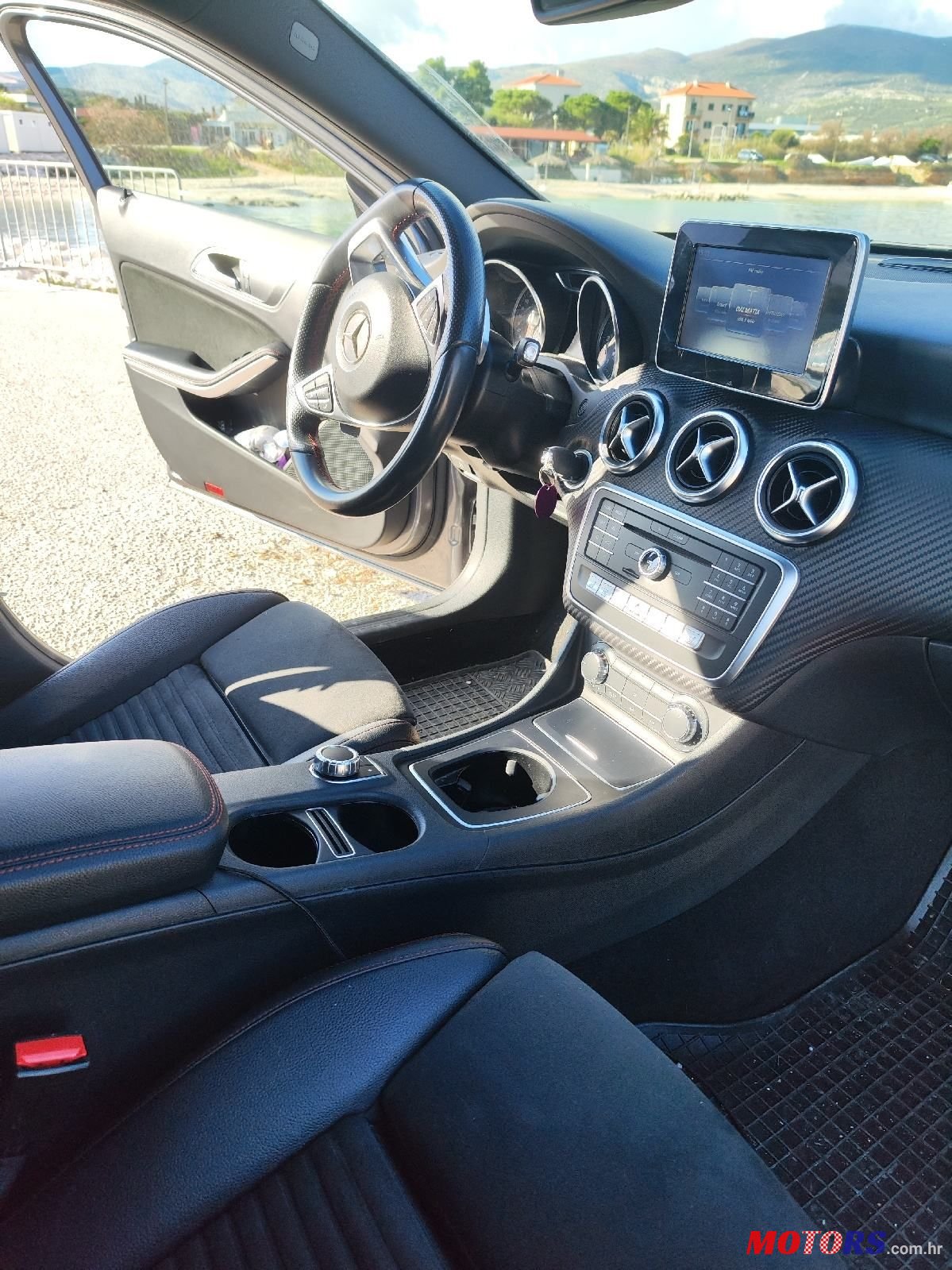 2017' Mercedes-Benz A-Klasa A 200 photo #5