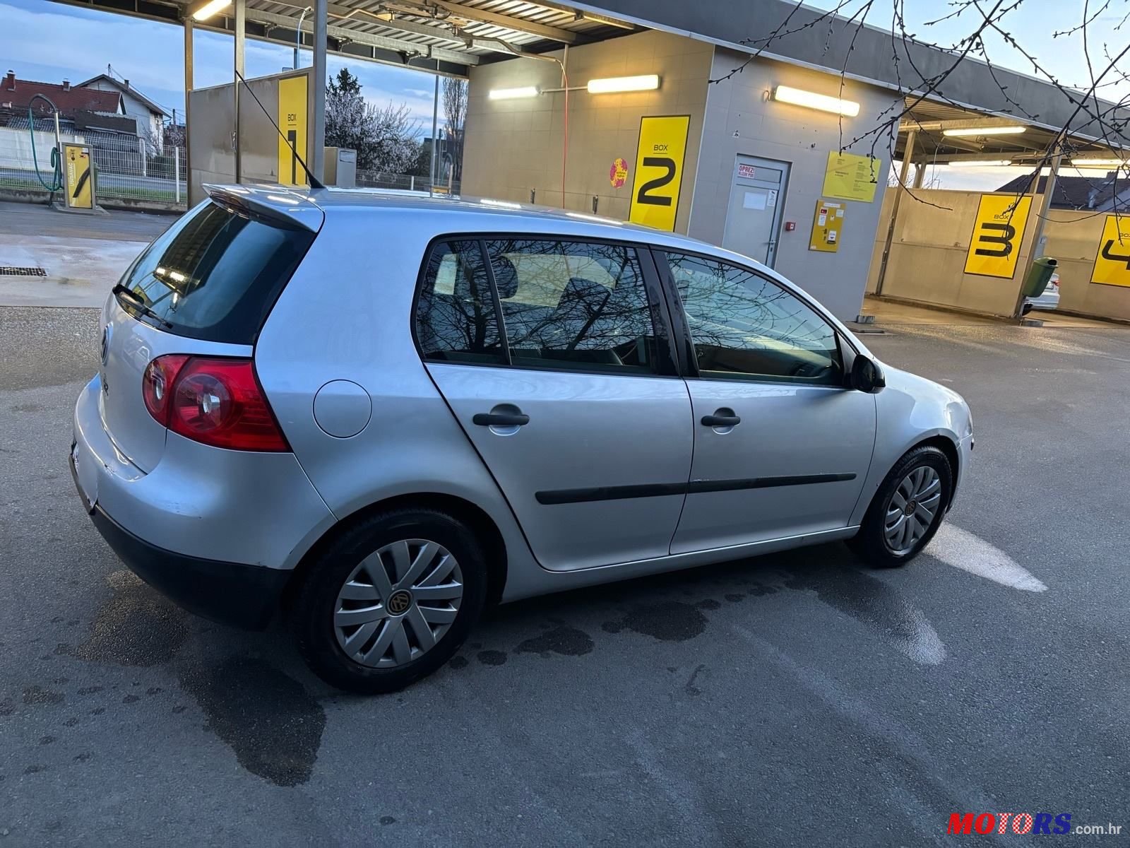 2009' Volkswagen Golf V 1,6 photo #5