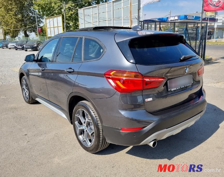 2016' BMW X1 18D photo #4