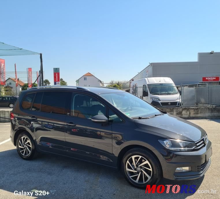 2017' Volkswagen Touran 1,6 Tdi Bmt Dsg photo #1