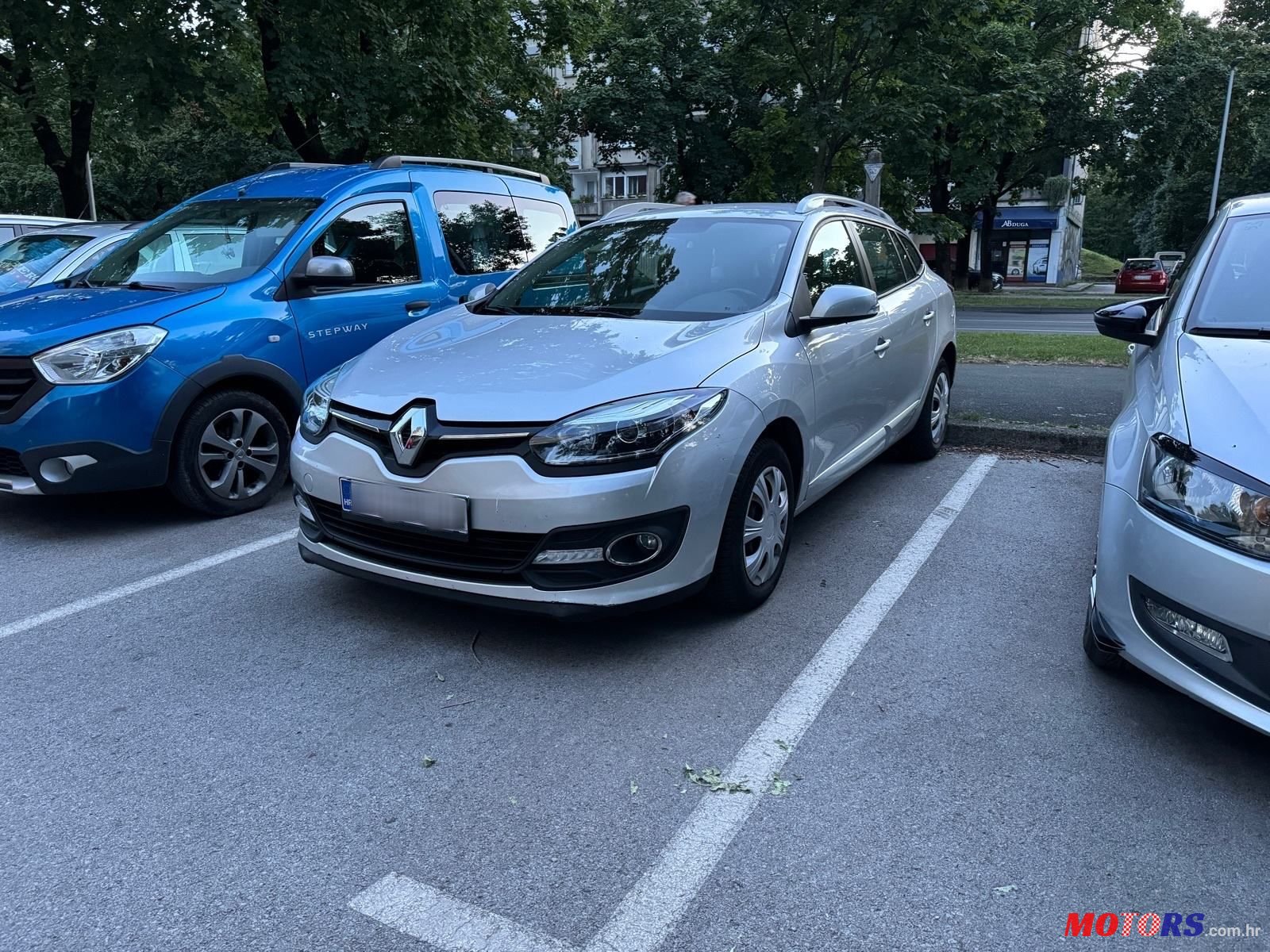 2015' Renault Megane Grandtour Dci photo #2