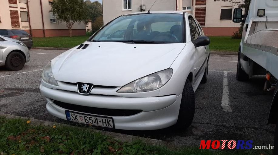 2005' Peugeot 206 206 1,4 Hdi photo #1