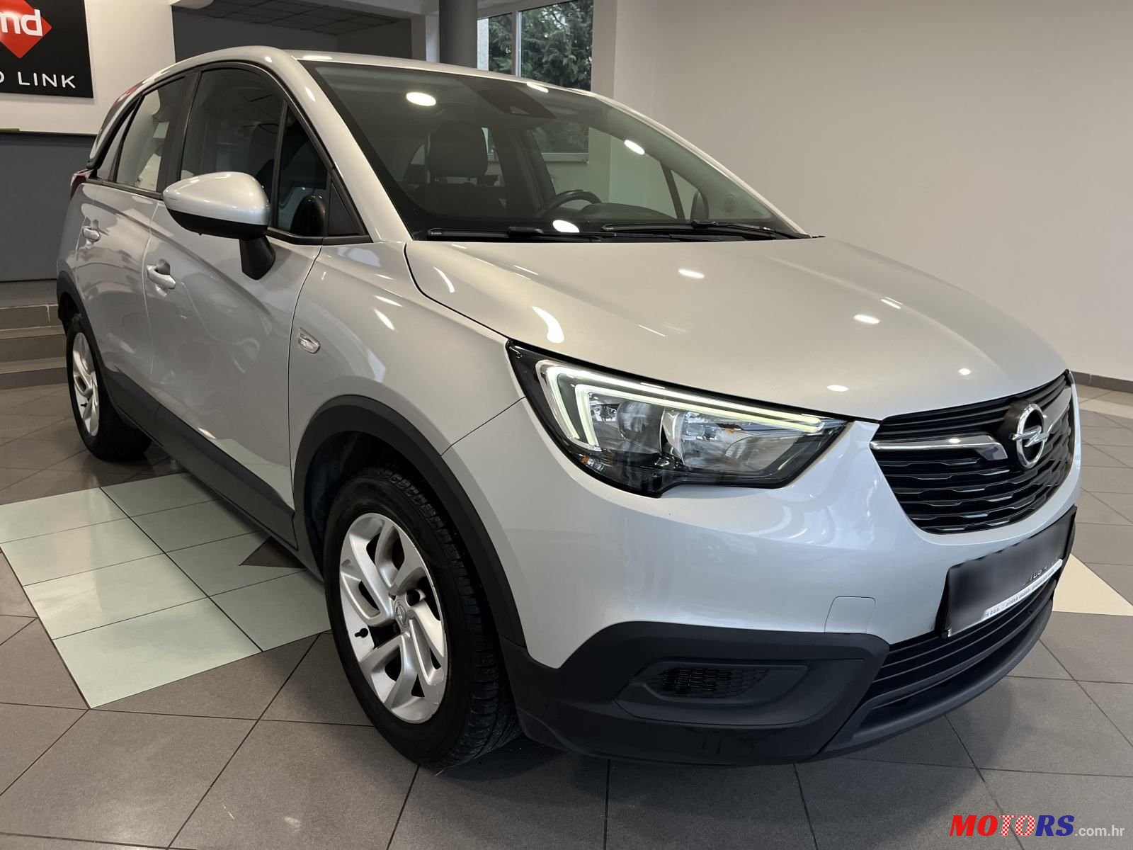 2018' Opel Crossland 1,2 photo #3