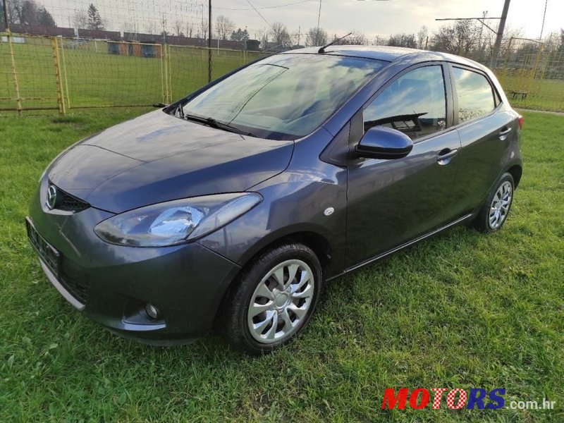 2009' Mazda 2 1,3 I Te photo #1