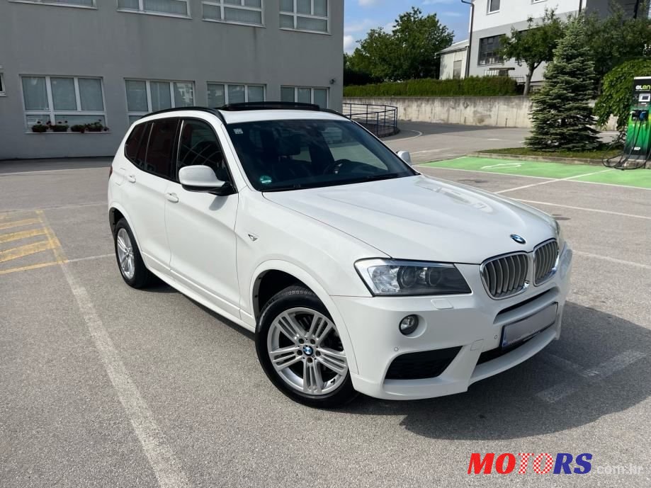 2012' BMW X3 Xdrive30D photo #2