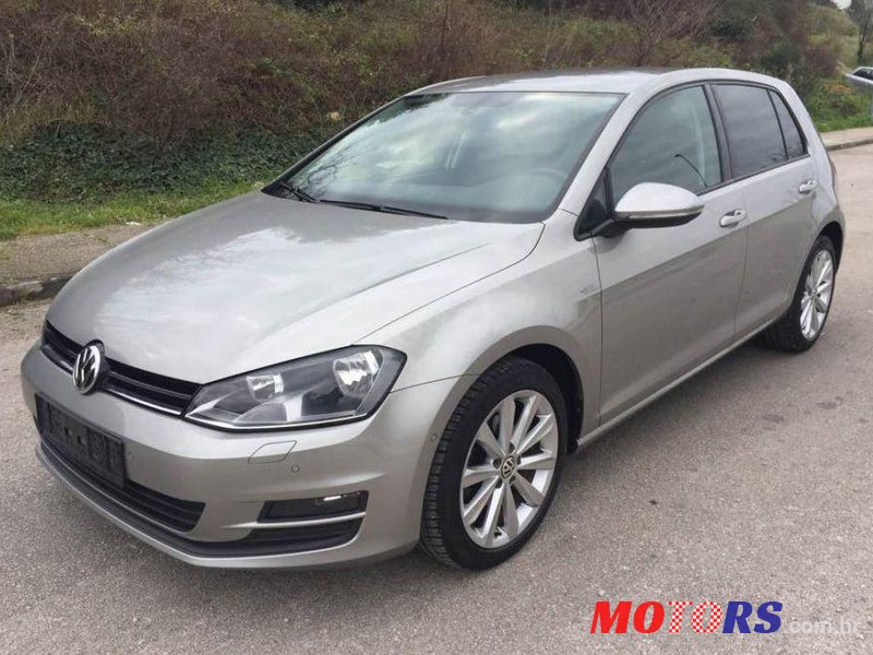 2013' Volkswagen Golf VII 1,6 Tdi Bmt photo #2