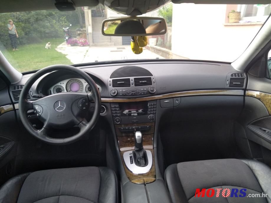 2004' Mercedes-Benz E-Klasa 270 Cdi photo #6