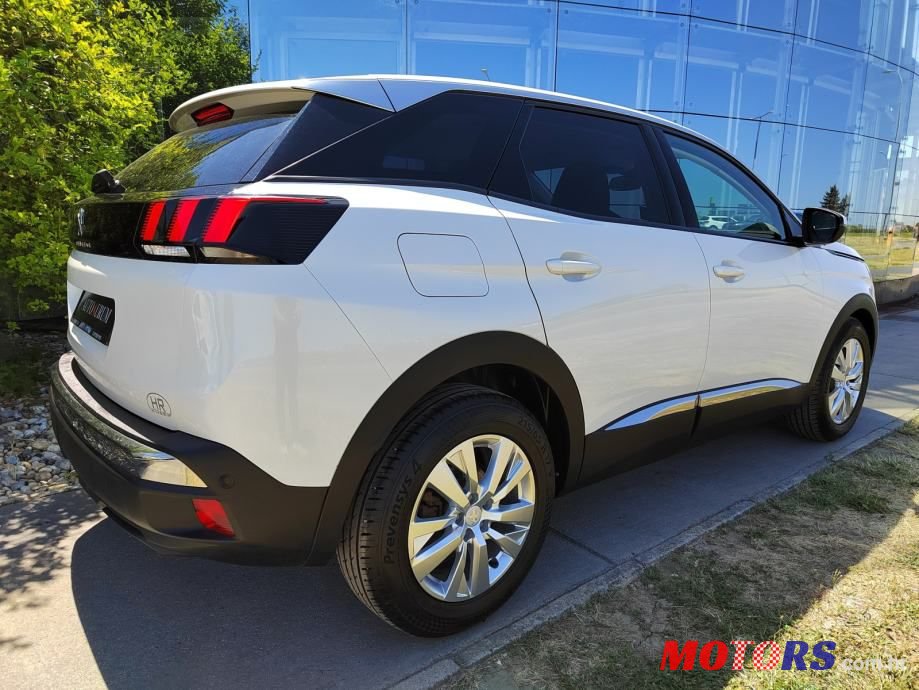 2017' Peugeot 3008 photo #5