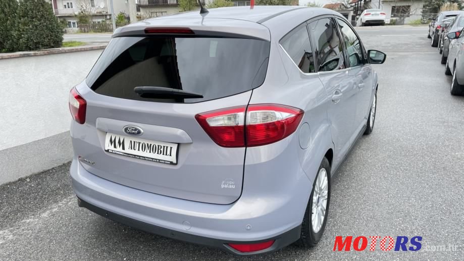 2011' Ford C-MAX Titanium photo #5