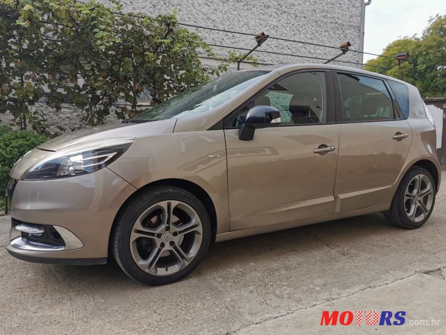 2013' Renault Scenic 1,6 Dci photo #3